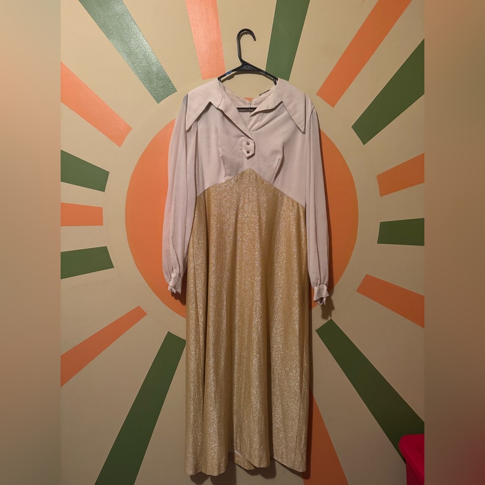 Vintage 1970s gold and cream maxi dress